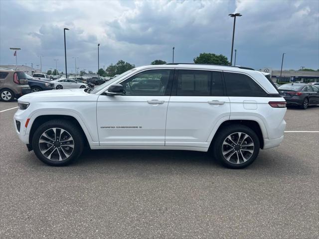used 2022 Jeep Grand Cherokee car, priced at $35,490