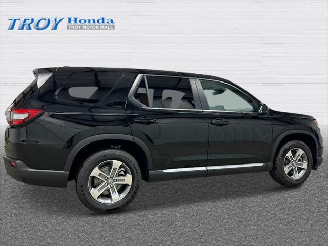 new 2025 Honda Pilot car, priced at $47,050