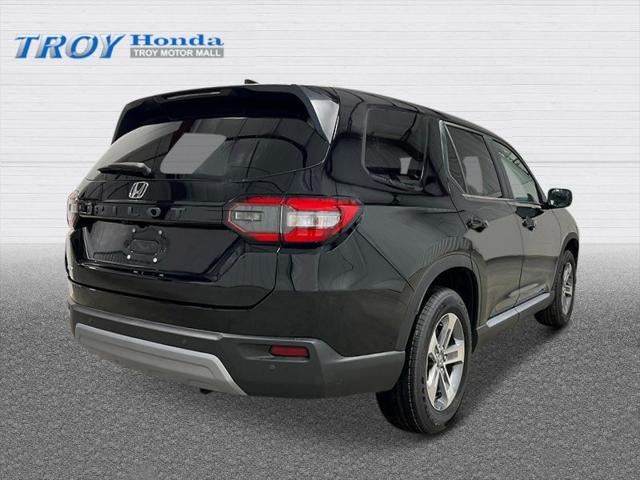 new 2025 Honda Pilot car, priced at $47,050
