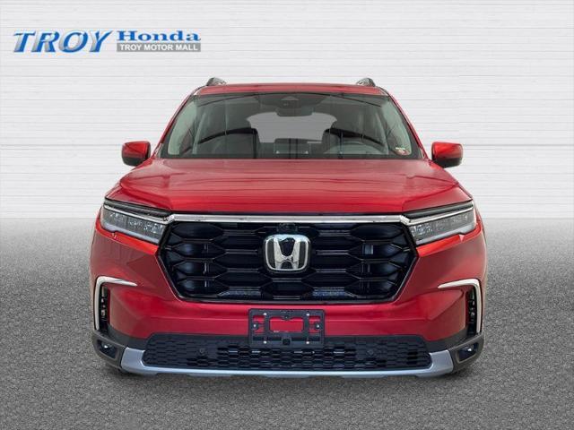 new 2025 Honda Pilot car, priced at $55,715