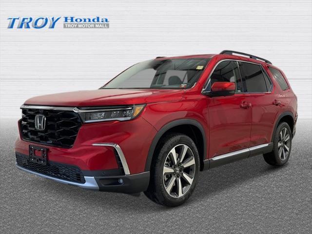 new 2025 Honda Pilot car, priced at $55,715
