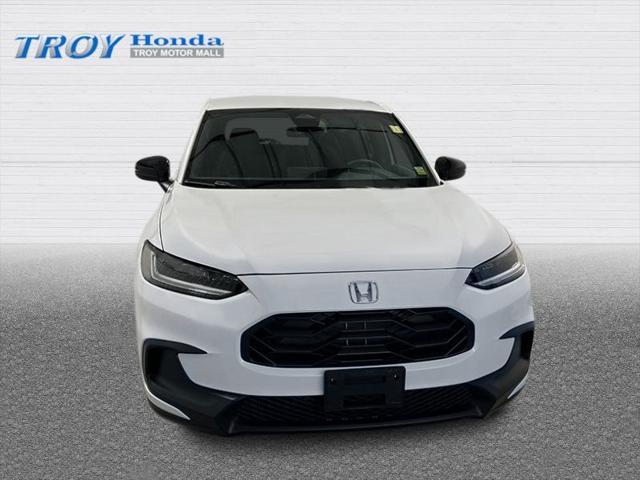 new 2025 Honda HR-V car, priced at $30,350