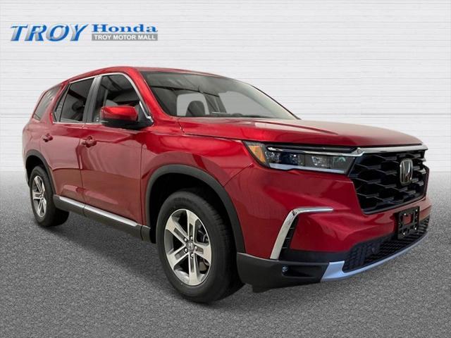 new 2025 Honda Pilot car, priced at $47,235