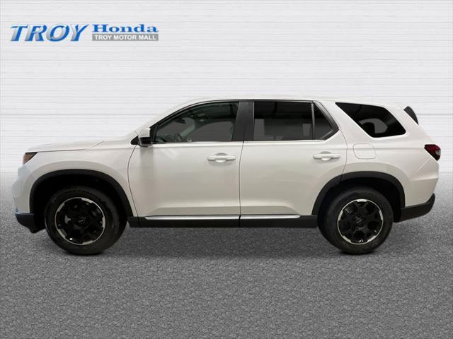 new 2025 Honda Pilot car, priced at $48,600