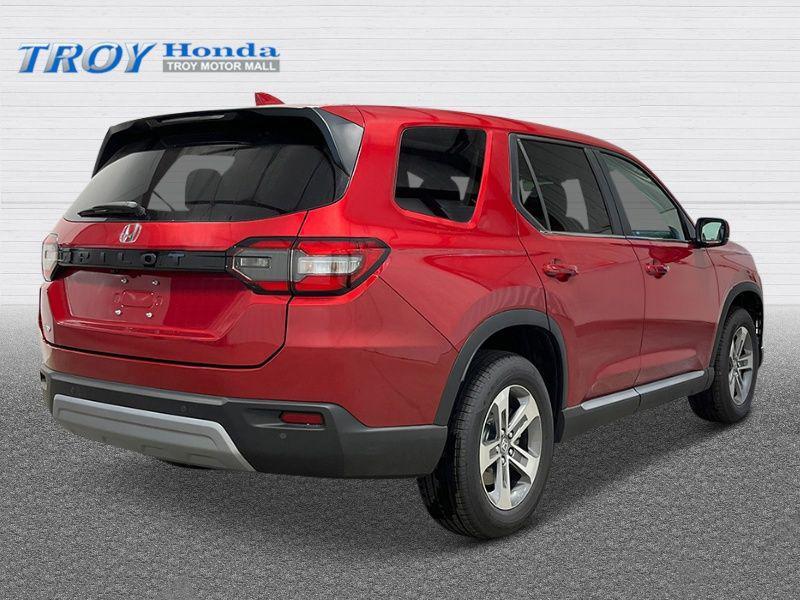 new 2025 Honda Pilot car, priced at $47,235