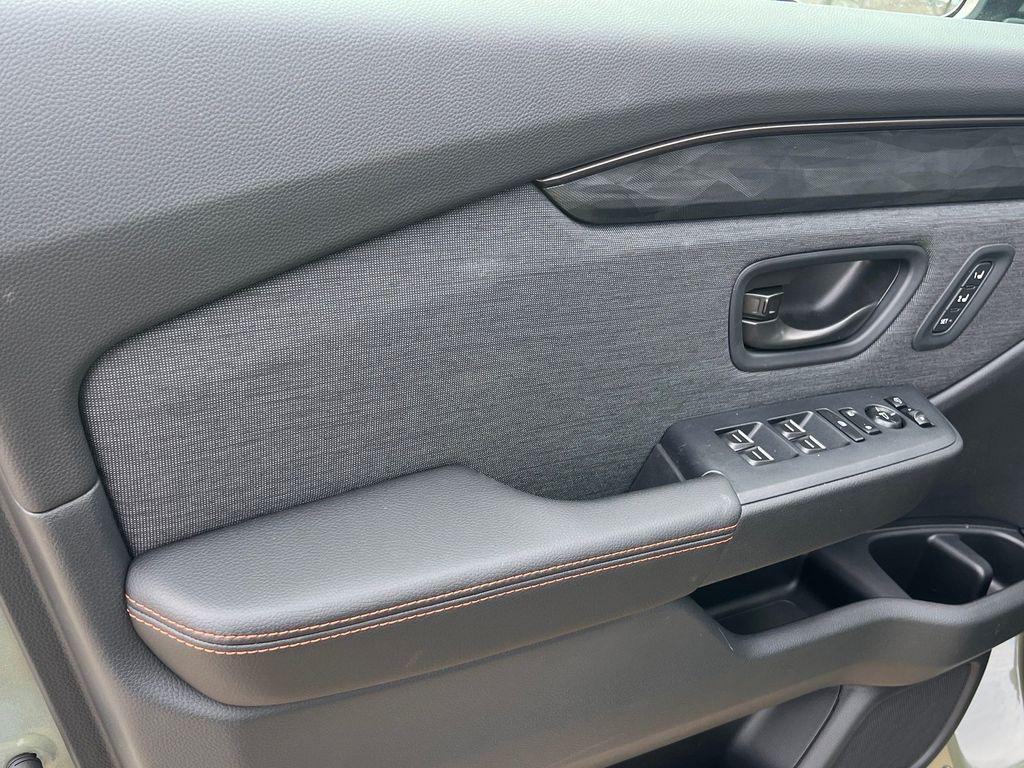 new 2026 Honda Passport car, priced at $50,700