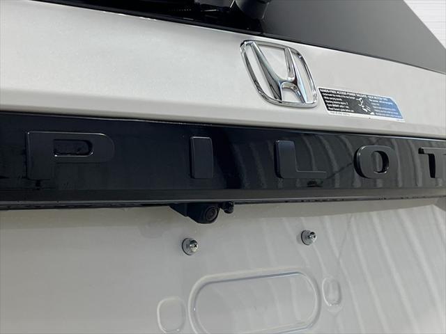 new 2025 Honda Pilot car, priced at $51,505