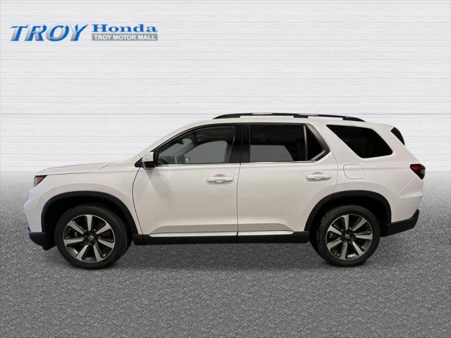 new 2025 Honda Pilot car, priced at $51,505