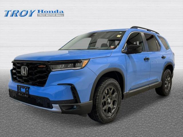 new 2025 Honda Pilot car, priced at $51,305