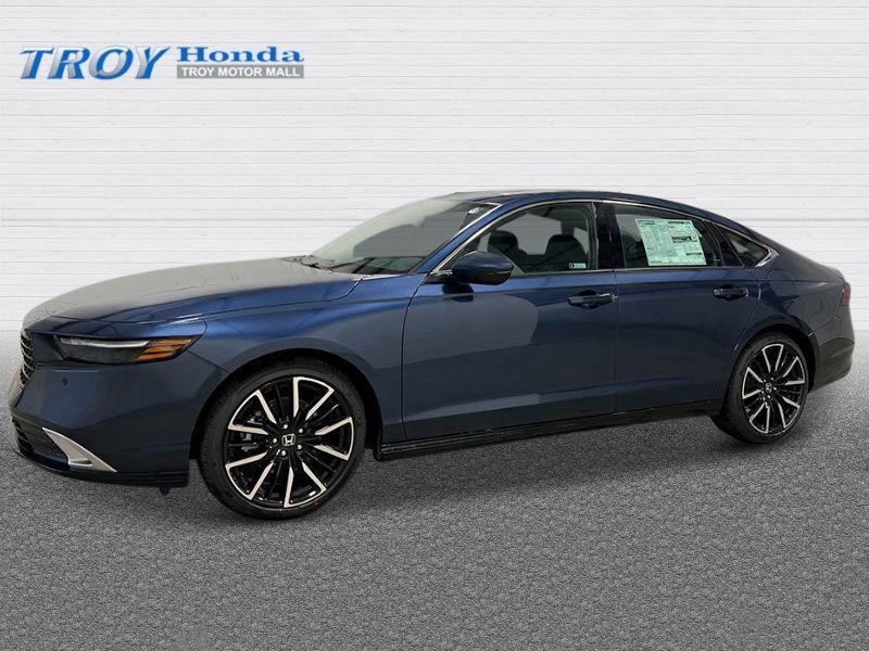 new 2025 Honda Accord Hybrid car, priced at $40,495