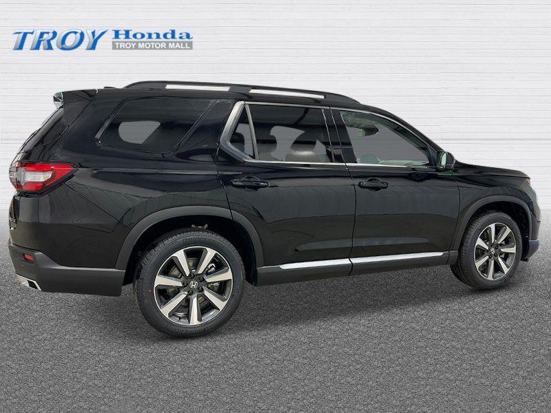 new 2025 Honda Pilot car, priced at $53,530
