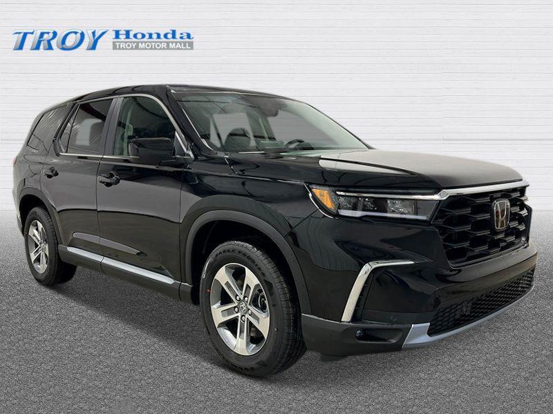 new 2025 Honda Pilot car, priced at $46,780