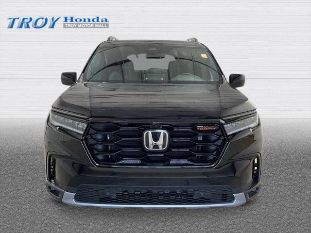 new 2025 Honda Pilot car, priced at $49,850