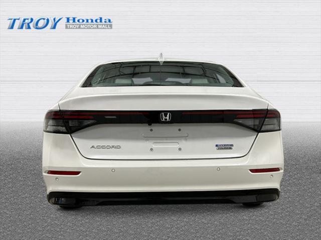 new 2025 Honda Accord Hybrid car, priced at $40,405