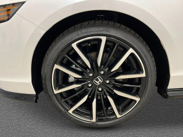 new 2025 Honda Accord Hybrid car, priced at $40,405