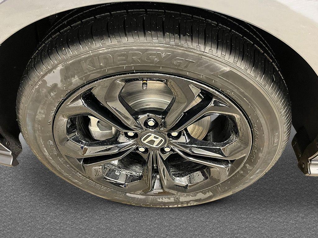 new 2025 Honda Accord car, priced at $31,255