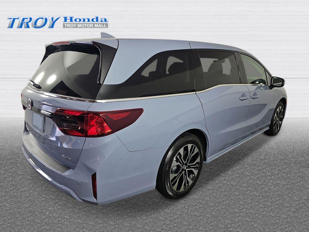new 2026 Honda Odyssey car, priced at $52,600