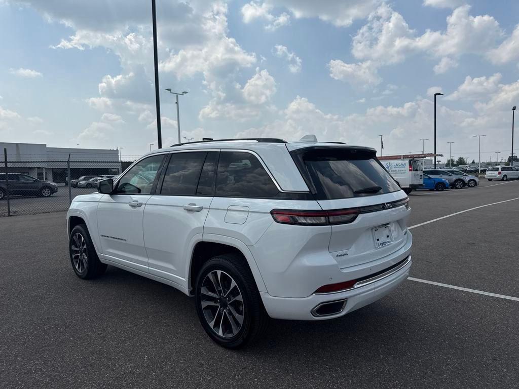 used 2022 Jeep Grand Cherokee car, priced at $39,590