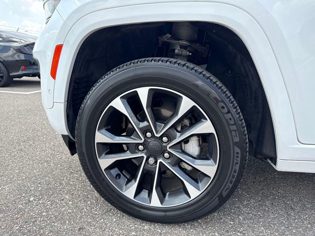 used 2022 Jeep Grand Cherokee car, priced at $39,590