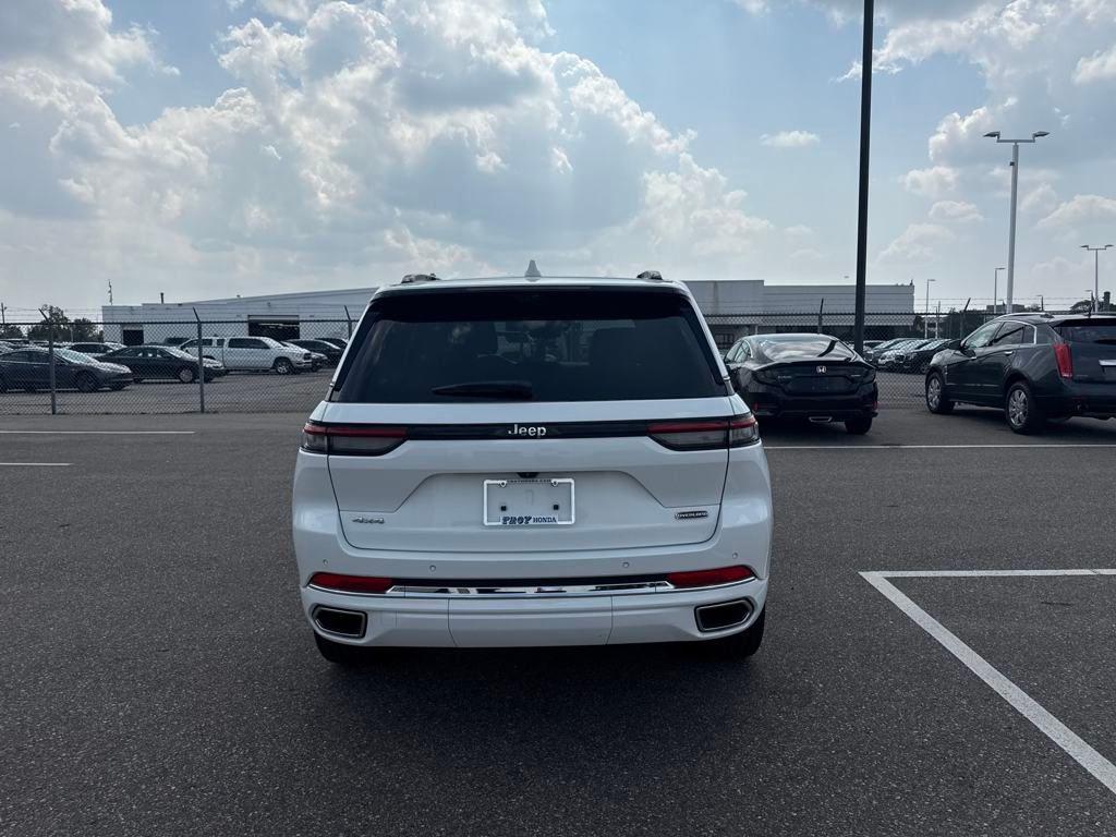 used 2022 Jeep Grand Cherokee car, priced at $39,590