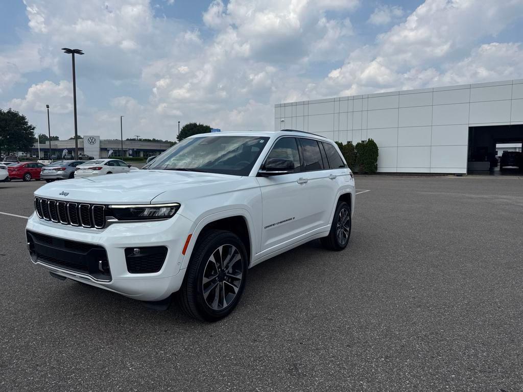 used 2022 Jeep Grand Cherokee car, priced at $39,590