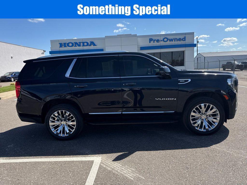 used 2021 GMC Yukon car, priced at $38,990