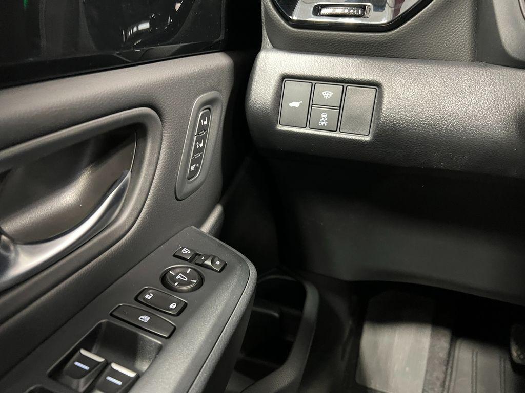 new 2025 Honda Pilot car, priced at $49,895