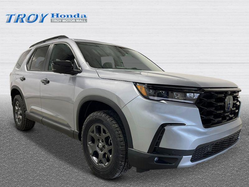 new 2025 Honda Pilot car, priced at $49,895