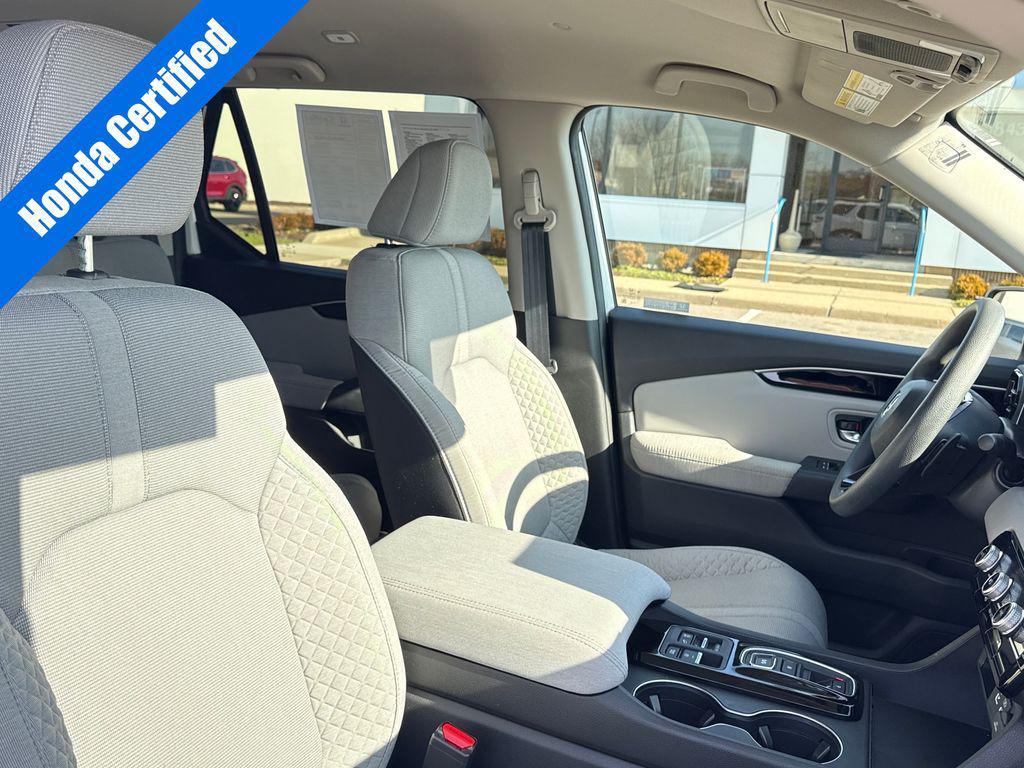 used 2023 Honda Pilot car, priced at $30,990