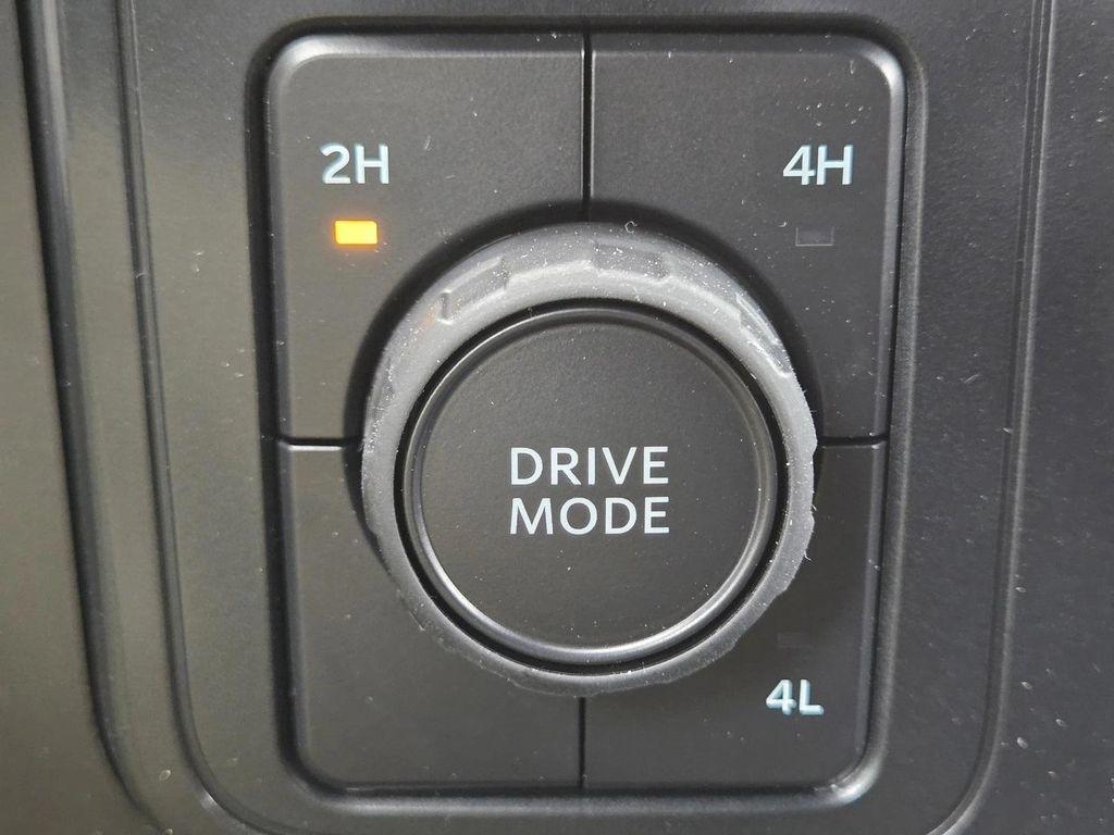 new 2025 Ford F-150 car, priced at $48,917