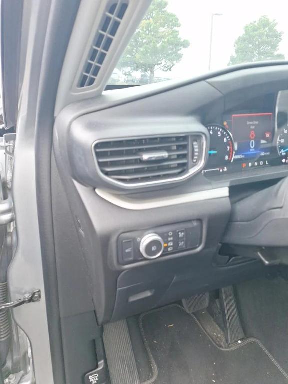 used 2022 Ford Explorer car, priced at $31,590