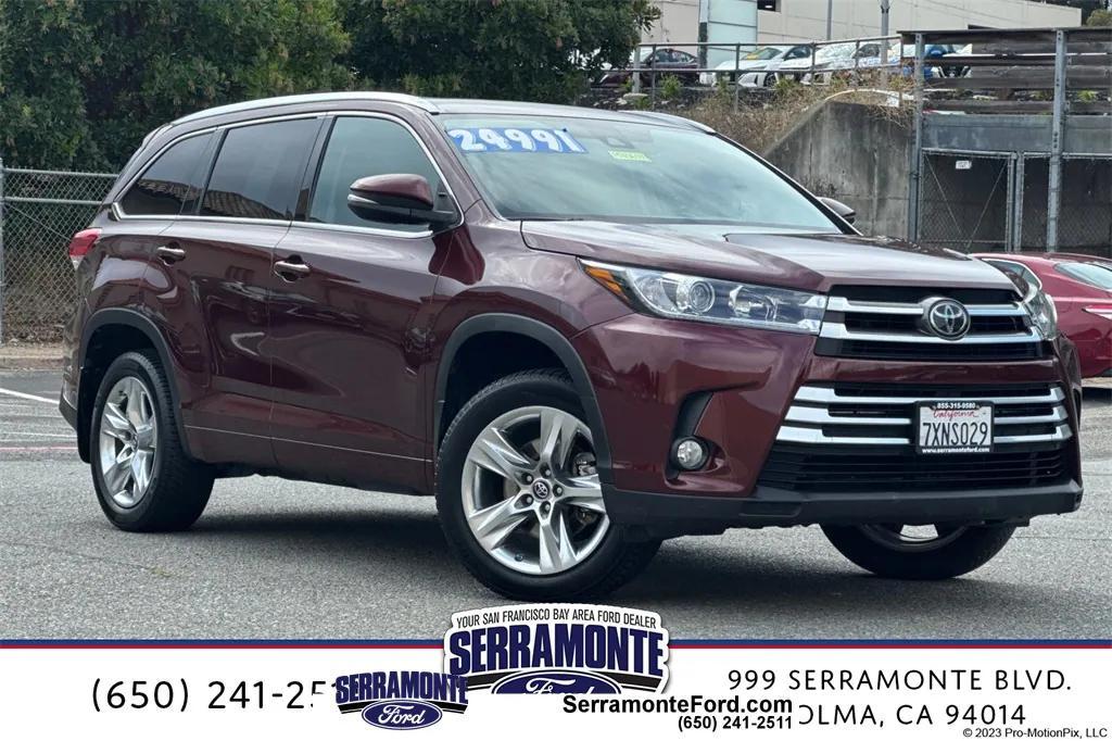 used 2017 Toyota Highlander car, priced at $24,491