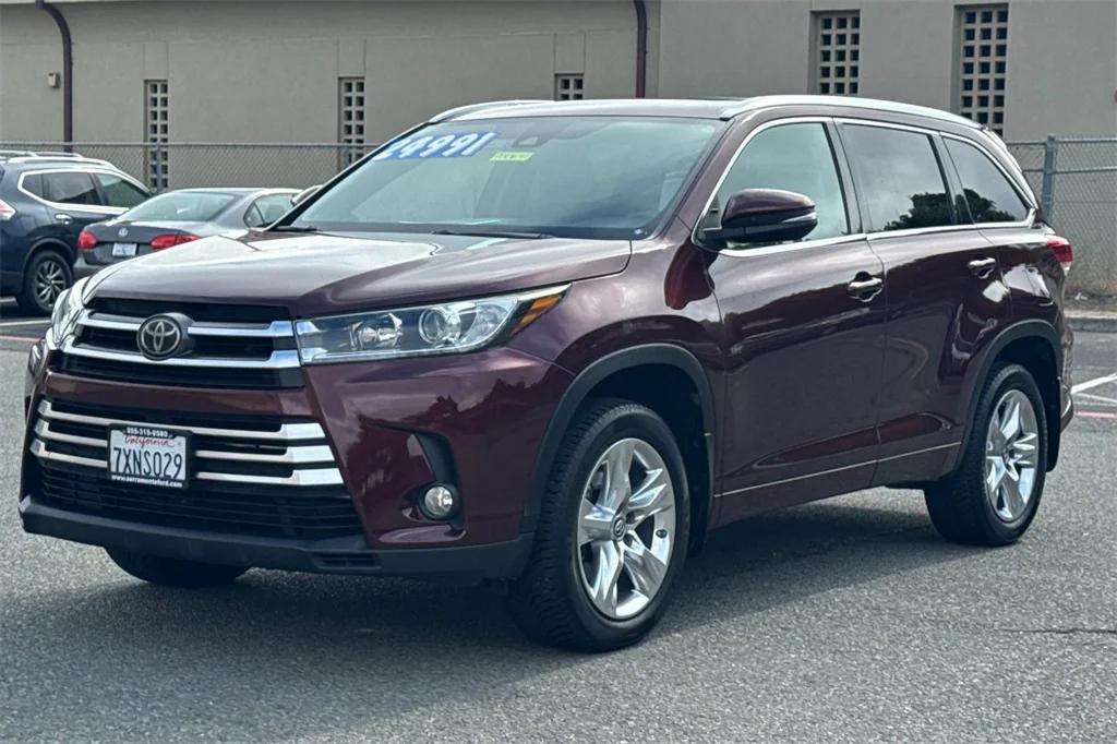 used 2017 Toyota Highlander car, priced at $24,491