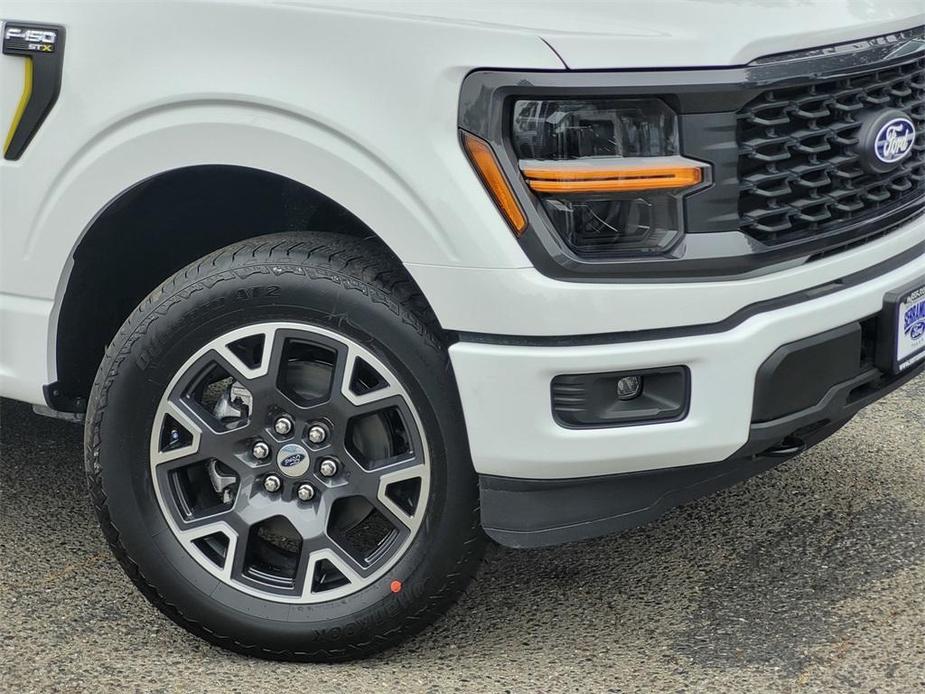 new 2024 Ford F-150 car, priced at $49,105