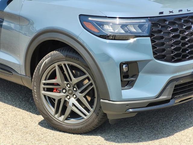 new 2025 Ford Explorer car, priced at $59,954