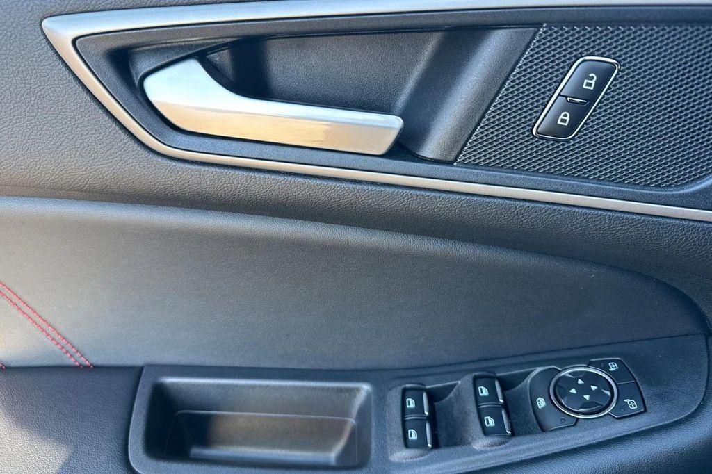 used 2024 Ford Edge car, priced at $32,591