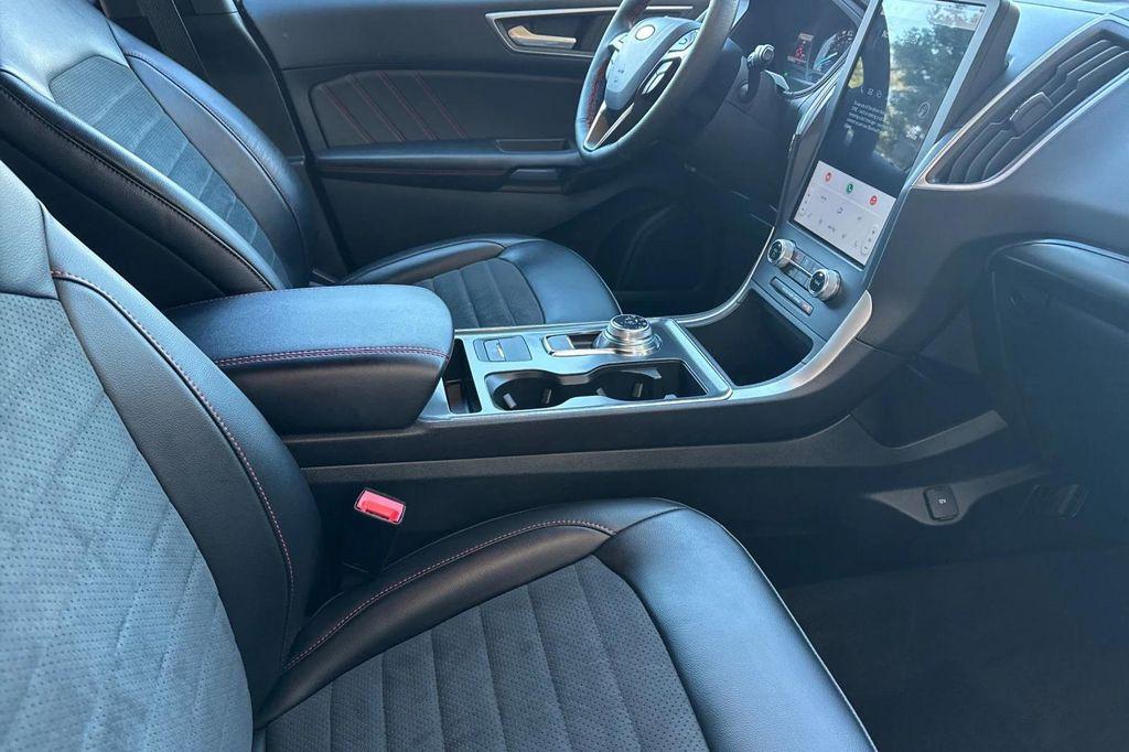 used 2024 Ford Edge car, priced at $32,591