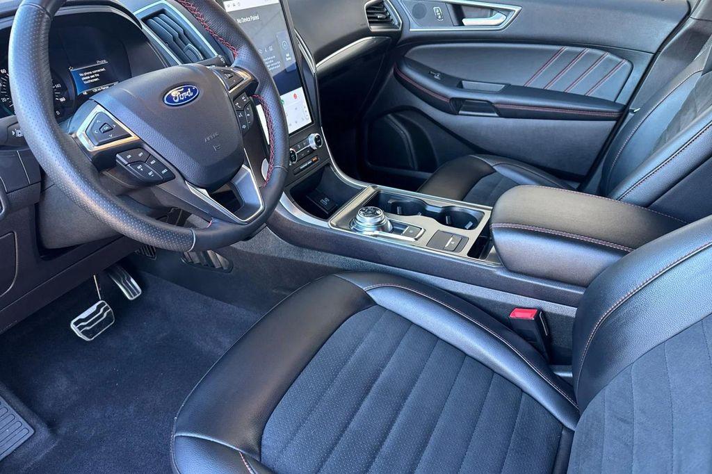 used 2024 Ford Edge car, priced at $32,591