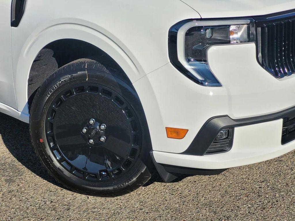 new 2025 Ford Maverick car, priced at $36,976