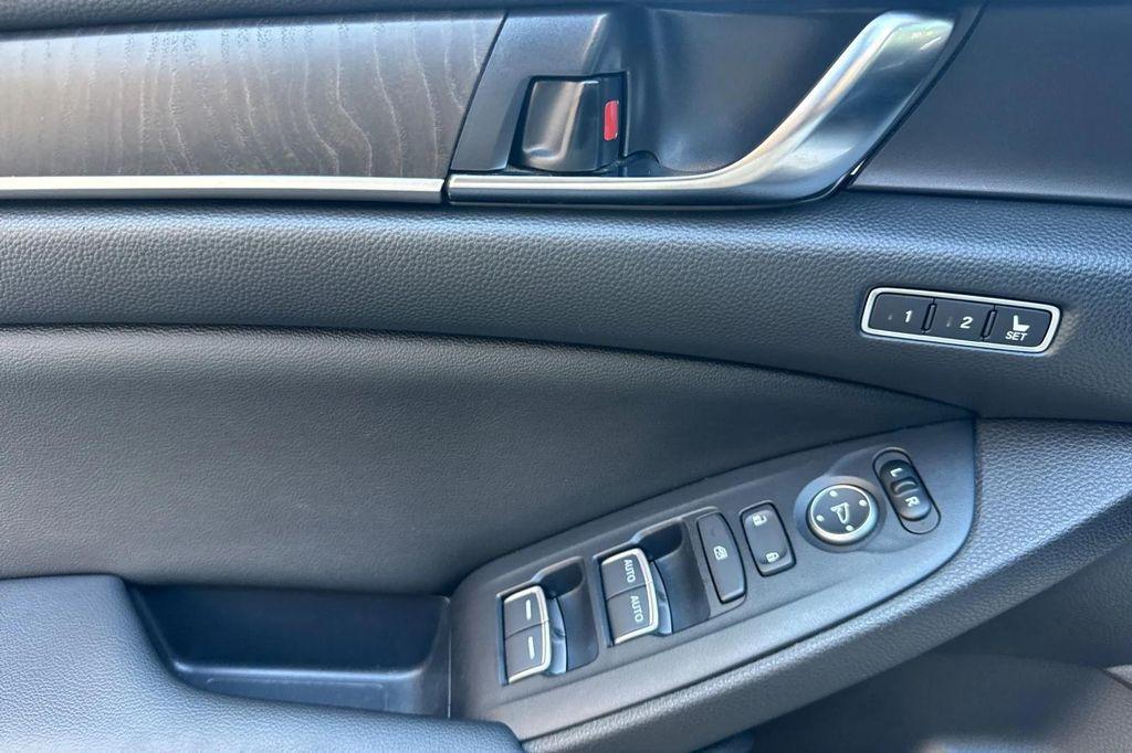 used 2020 Honda Accord Hybrid car, priced at $21,391