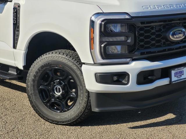 new 2025 Ford F-250 car, priced at $61,820