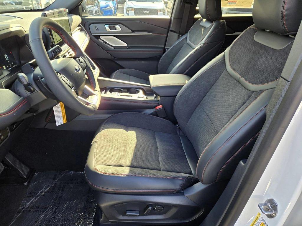 new 2025 Ford Explorer car, priced at $60,710