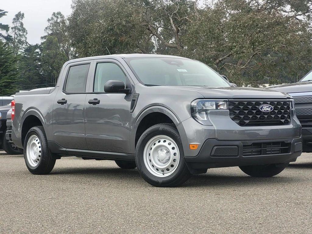 new 2025 Ford Maverick car, priced at $29,556