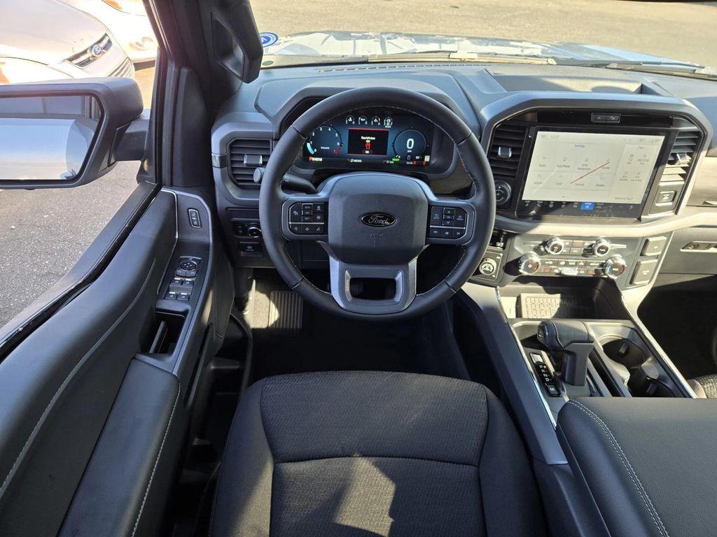 new 2025 Ford F-150 car, priced at $61,729