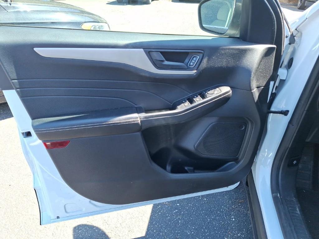 used 2022 Ford Escape car, priced at $20,990