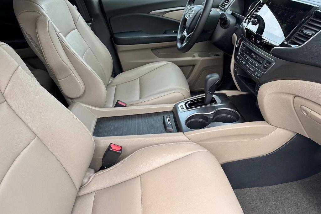 used 2020 Honda Pilot car, priced at $27,493