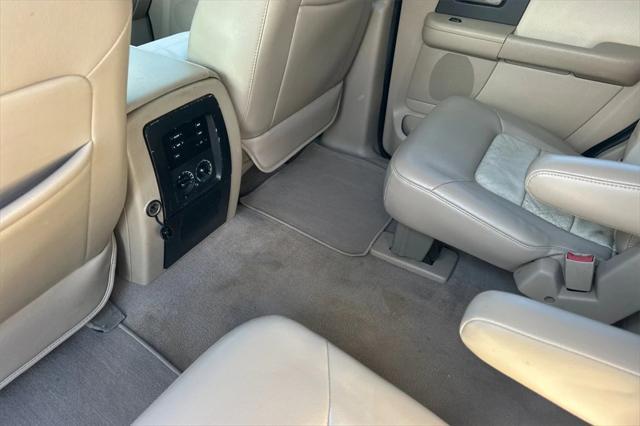 used 2004 Ford Expedition car, priced at $8,491