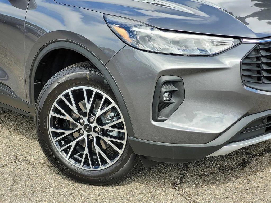new 2025 Ford Escape PHEV car, priced at $37,468