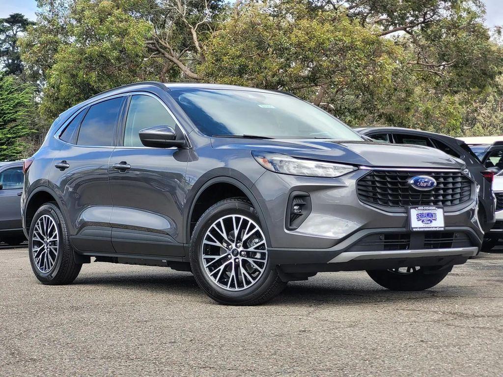 new 2025 Ford Escape PHEV car, priced at $37,468