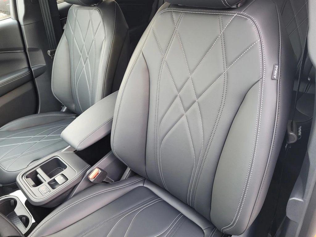 new 2025 Ford Mustang Mach-E car, priced at $41,773